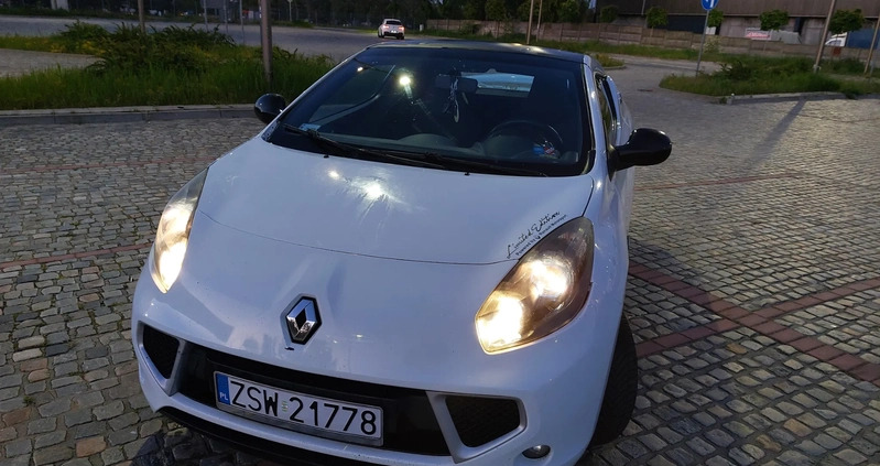 Renault Wind cena 22500 przebieg: 76214, rok produkcji 2010 z Świnoujście małe 92
